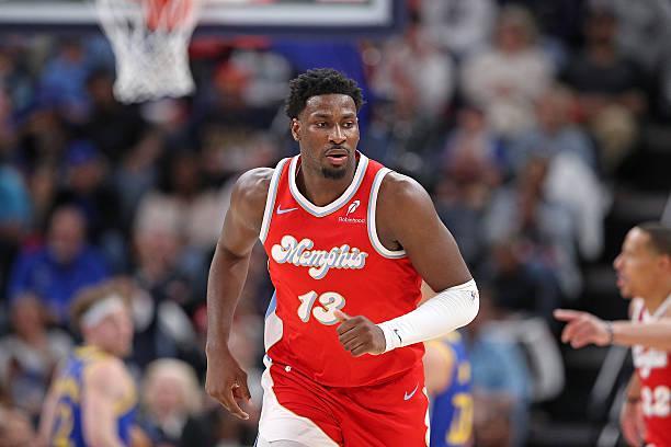 欧联冲刺阶段再迎强敌，孟菲斯灰熊豪取连胜，主帅态度——信心回归，赛程密集仍需轮换的简单介绍爱游戏