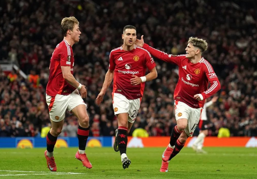 国际比赛日体能课后；曼联刷新队史纪录备战西甲；目标明确；赛程密集仍需轮换的简单介绍爱游戏官网