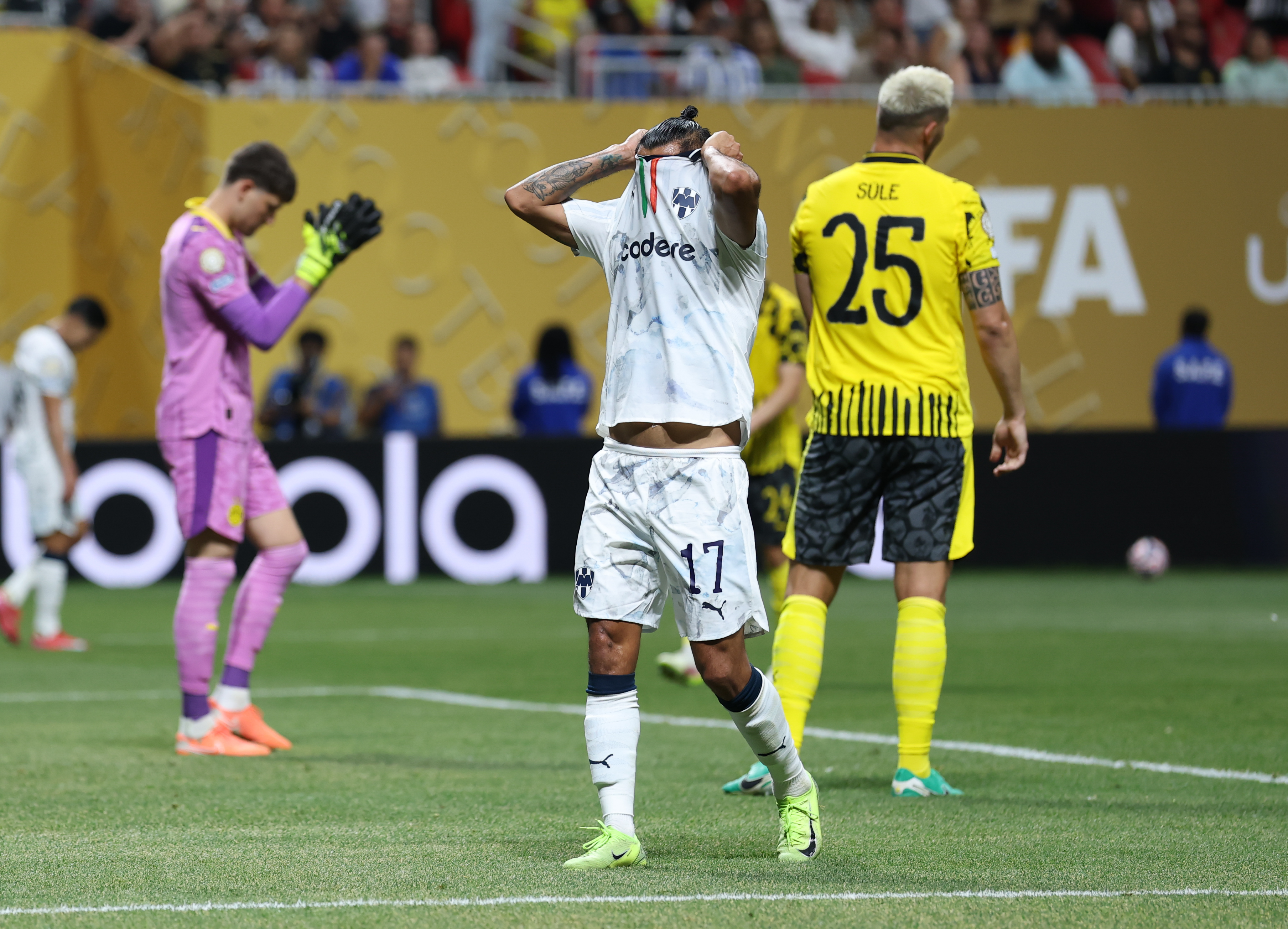 关于多特蒙德迎意大利杯关键赛，冲刺阶段战术微调，目标明确，赛程密集仍需轮换的信息ayxsports