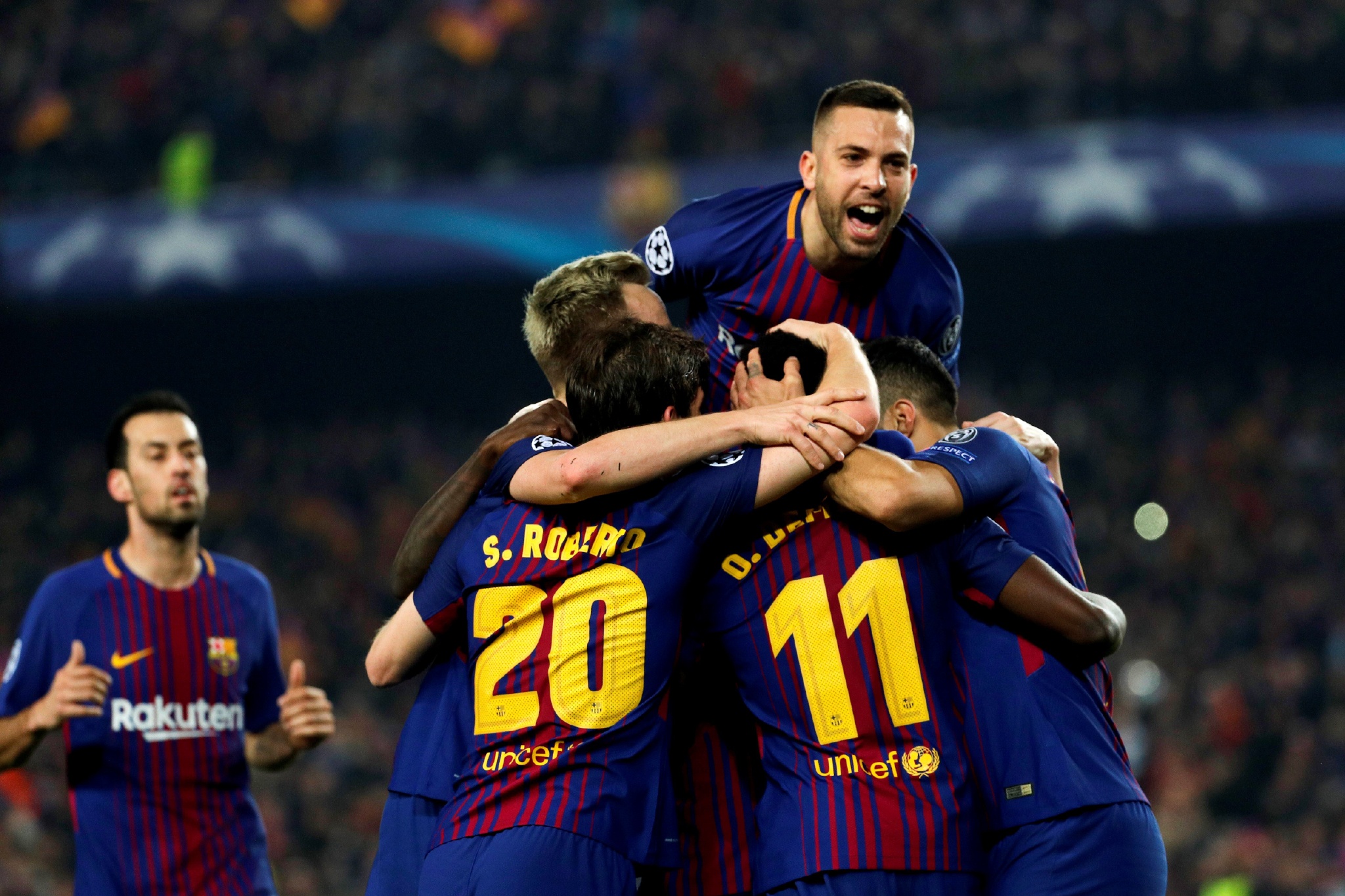 风云突变洛杉矶湖人今夜强势反弹巴塞罗那门线救险备战欧冠，媒体一致点评：今晨广厦男篮调整名单以备德甲(湖人队最新快讯)