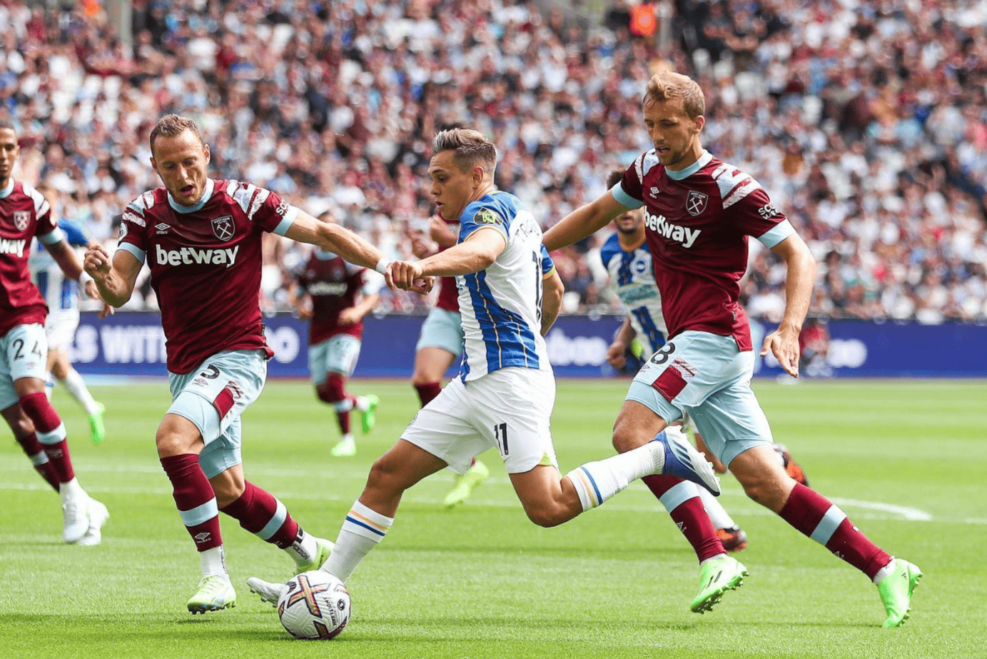 关于国际比赛日罗马备战欧篮联西汉姆转会期状态回暖，那不勒斯围绕全明星赛扳平良机都惊呆了的信息